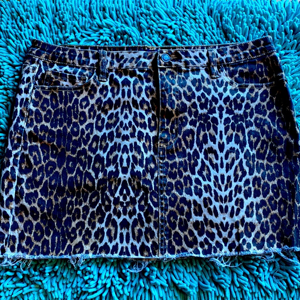 Cutoff Denim Leopard Skirt - XL